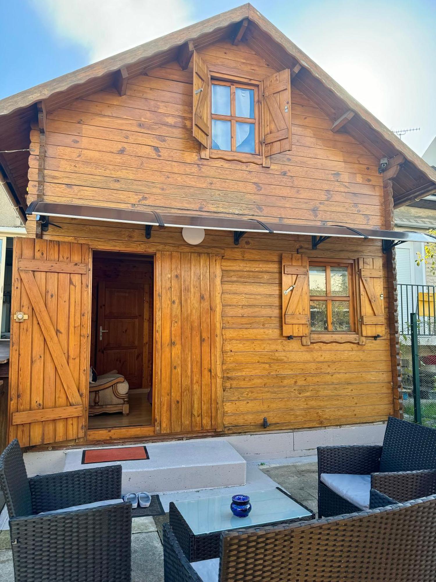Cozy Cottage Paris Suburb! Bobigny Extérieur photo